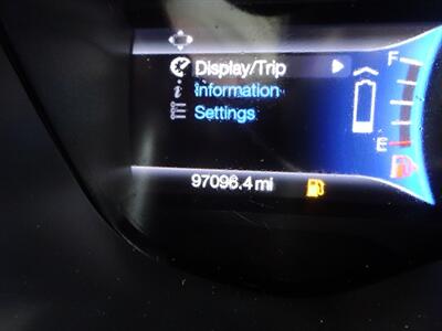 2016 Ford C-Max SEL  2.0L Plug-in Hybrid I4 FWD - Photo 19 - Cincinnati, OH 45255