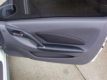 2000 Toyota Celica GT   - Photo 11 - Cincinnati, OH 45255