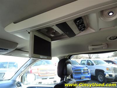 2014 Chrysler Town & Country Touring-L - Photo 26 - Cincinnati, OH 45255