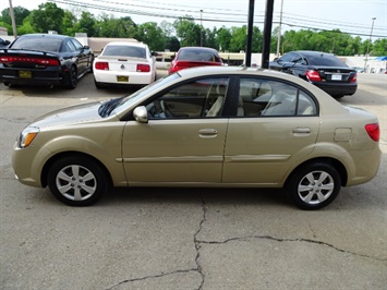 2011 Kia Rio EX   - Photo 10 - Cincinnati, OH 45255