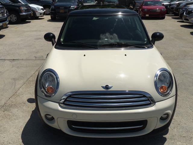 2011 MINI Cooper   - Photo 2 - Cincinnati, OH 45255