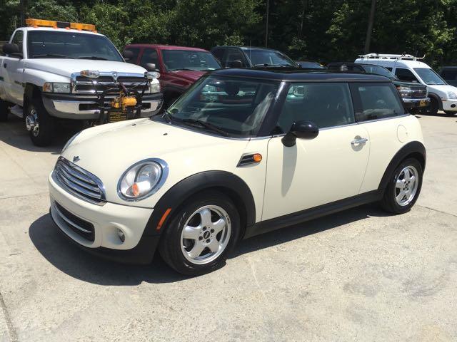 2011 MINI Cooper   - Photo 3 - Cincinnati, OH 45255