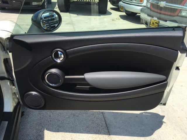 2011 MINI Cooper   - Photo 23 - Cincinnati, OH 45255