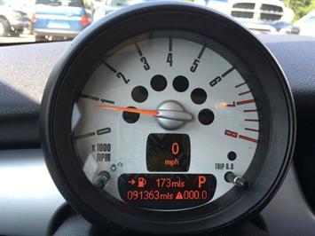 2011 MINI Cooper   - Photo 17 - Cincinnati, OH 45255