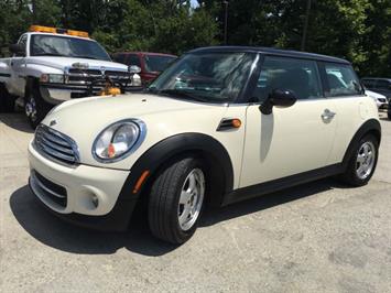 2011 MINI Cooper   - Photo 11 - Cincinnati, OH 45255