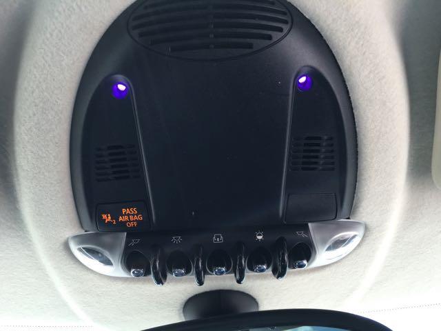 2011 MINI Cooper   - Photo 20 - Cincinnati, OH 45255