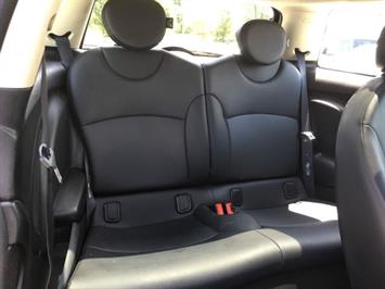 2011 MINI Cooper   - Photo 9 - Cincinnati, OH 45255