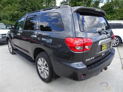 2011 Toyota Sequoia Limited  5.7L V8 4X4 - Photo 8 - Cincinnati, OH 45255