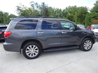 2011 Toyota Sequoia Limited  5.7L V8 4X4 - Photo 5 - Cincinnati, OH 45255