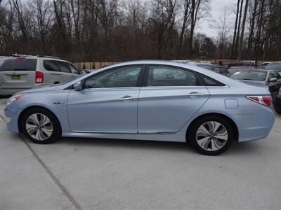 2013 Hyundai Sonata Hybrid Limited  2.4L I4 FWD - Photo 4 - Cincinnati, OH 45255