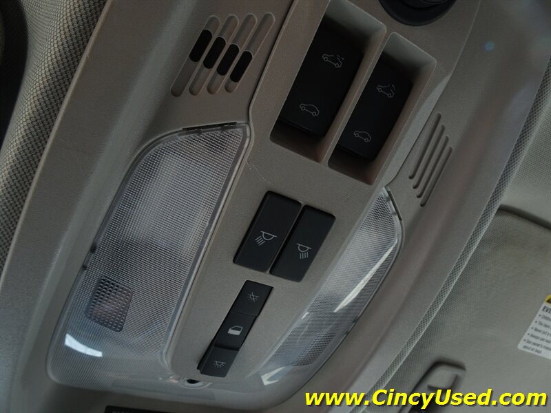2011 Chevrolet Equinox LT - Photo 25 - Cincinnati, OH 45255