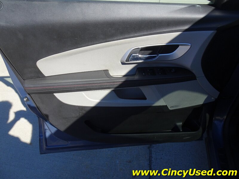 2011 Chevrolet Equinox LT - Photo 32 - Cincinnati, OH 45255