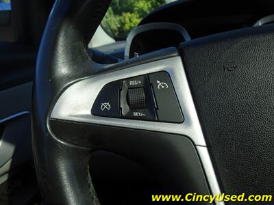 2011 Chevrolet Equinox LT - Photo 22 - Cincinnati, OH 45255