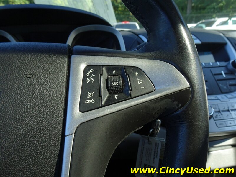 2011 Chevrolet Equinox LT - Photo 23 - Cincinnati, OH 45255
