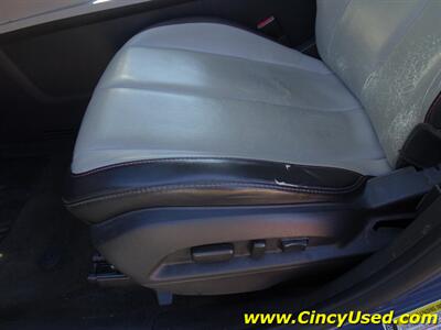 2011 Chevrolet Equinox LT - Photo 29 - Cincinnati, OH 45255