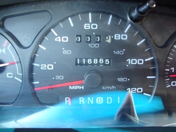 2002 Ford Taurus SES   - Photo 14 - Cincinnati, OH 45255