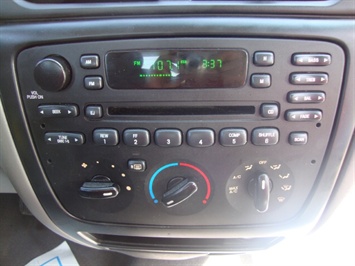 2002 Ford Taurus SES   - Photo 13 - Cincinnati, OH 45255