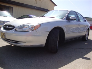 2002 Ford Taurus SES   - Photo 11 - Cincinnati, OH 45255