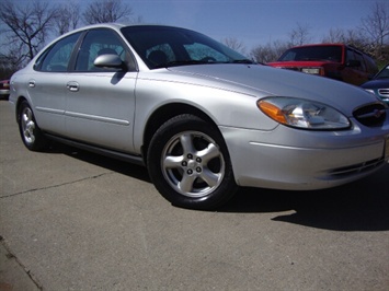 2002 Ford Taurus SES   - Photo 10 - Cincinnati, OH 45255