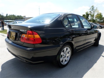 2003 BMW 325xi   - Photo 13 - Cincinnati, OH 45255