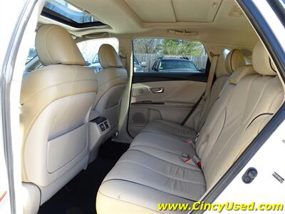 2009 Toyota Venza AWD V6   - Photo 13 - Cincinnati, OH 45255