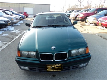 1993 BMW 318IS   - Photo 2 - Cincinnati, OH 45255