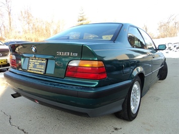 1993 BMW 318IS   - Photo 14 - Cincinnati, OH 45255