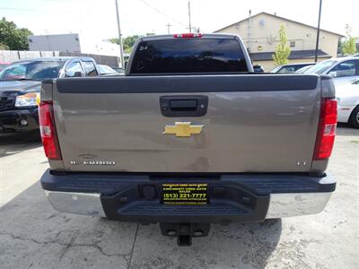 2013 Chevrolet Silverado 2500HD LT  6.0L V8 4X4 - Photo 7 - Cincinnati, OH 45255