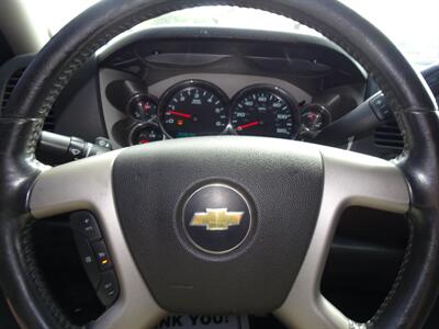 2013 Chevrolet Silverado 2500HD LT  6.0L V8 4X4 - Photo 18 - Cincinnati, OH 45255