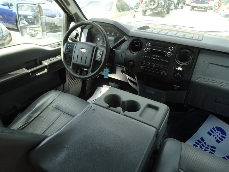 2015 Ford F-250 Super Duty XL   - Photo 17 - Cincinnati, OH 45255
