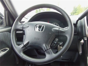 2002 Honda CR-V LX   - Photo 19 - Cincinnati, OH 45255