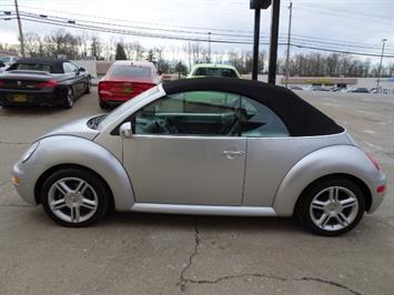 2004 Volkswagen New Beetle GLS   - Photo 11 - Cincinnati, OH 45255