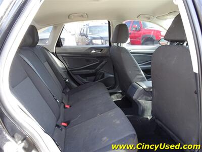 2019 Volkswagen Jetta SE   - Photo 13 - Cincinnati, OH 45255