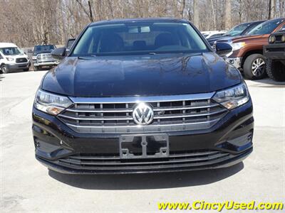 2019 Volkswagen Jetta SE   - Photo 2 - Cincinnati, OH 45255