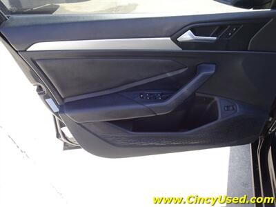 2019 Volkswagen Jetta SE   - Photo 24 - Cincinnati, OH 45255