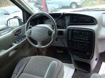 1999 Ford Windstar Vans LX   - Photo 7 - Cincinnati, OH 45255