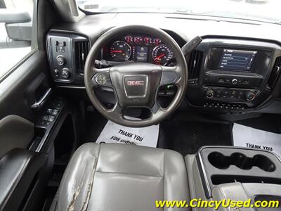 2018 GMC Sierra 2500   - Photo 11 - Cincinnati, OH 45255