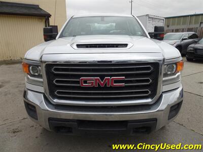 2018 GMC Sierra 2500   - Photo 2 - Cincinnati, OH 45255