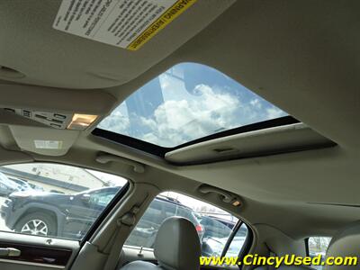 2005 Lincoln Town Car Signature Limited   - Photo 27 - Cincinnati, OH 45255