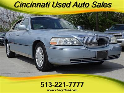 2005 Lincoln Town Car Signature Limited   - Photo 1 - Cincinnati, OH 45255