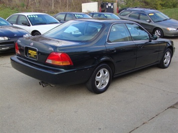 1996 Acura TL   - Photo 6 - Cincinnati, OH 45255