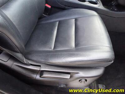 2015 Dodge Durango Limited  3.6L V6 AWD - Photo 30 - Cincinnati, OH 45255