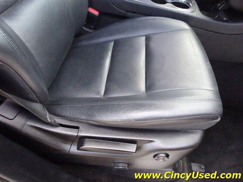 2015 Dodge Durango Limited 3.6L V6 AWD - Photo 30 - Cincinnati, OH 45255