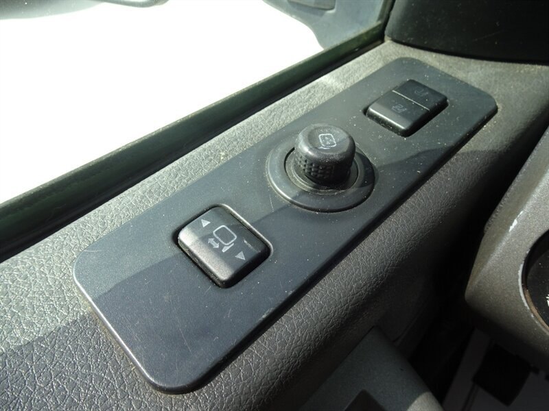 2012 Ford F-350 Super Duty XL 6.7L Powerstroke V8 4X4 - Photo 27 - Cincinnati, OH 45255