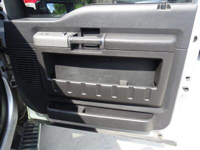 2012 Ford F-350 Super Duty XL  6.7L Powerstroke V8 4X4 - Photo 21 - Cincinnati, OH 45255