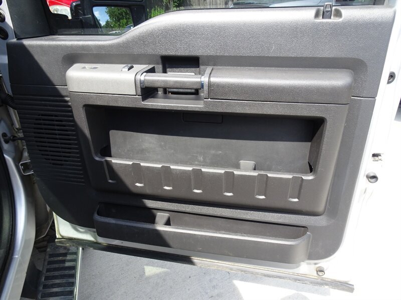 2012 Ford F-350 Super Duty XL 6.7L Powerstroke V8 4X4 - Photo 21 - Cincinnati, OH 45255