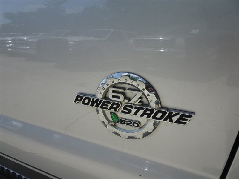 2012 Ford F-350 Super Duty XL 6.7L Powerstroke V8 4X4 - Photo 12 - Cincinnati, OH 45255