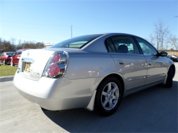 2005 Nissan Altima SL   - Photo 13 - Cincinnati, OH 45255