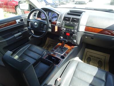 2004 Volkswagen Touareg 3.6L V6 AWD   - Photo 12 - Cincinnati, OH 45255