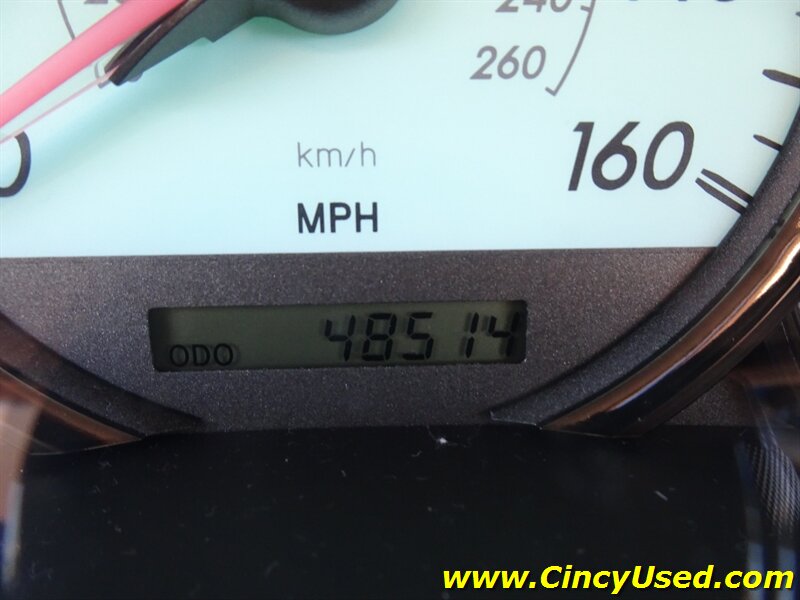 2004 Toyota Camry Solara SLE V6 - Photo 23 - Cincinnati, OH 45255